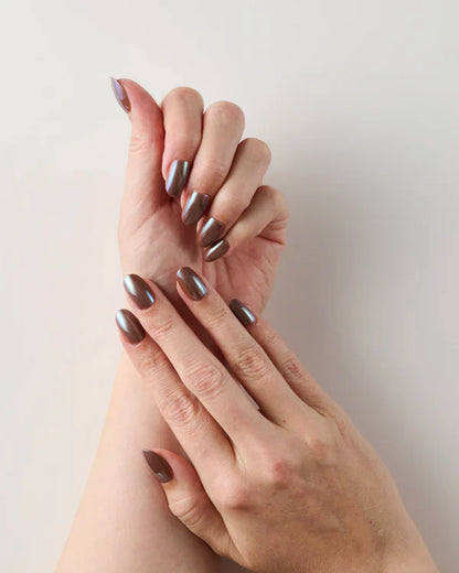 Chrome Chocolate (Medium, Round) - Soft Gel Press Ons